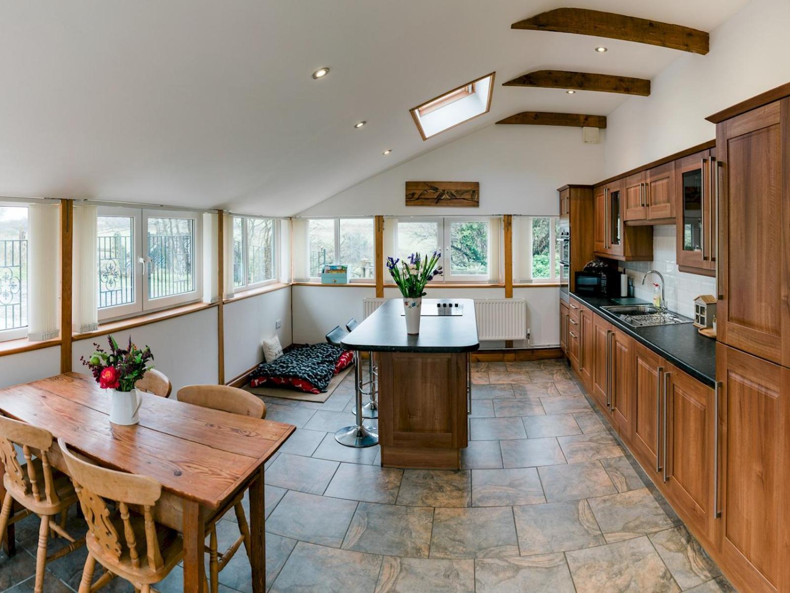 Pass The Keys Peaceful & Coastal 2 Bedroom Cottage カーディガン エクステリア 写真