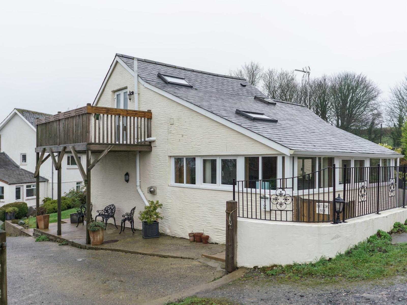 Pass The Keys Peaceful & Coastal 2 Bedroom Cottage カーディガン エクステリア 写真